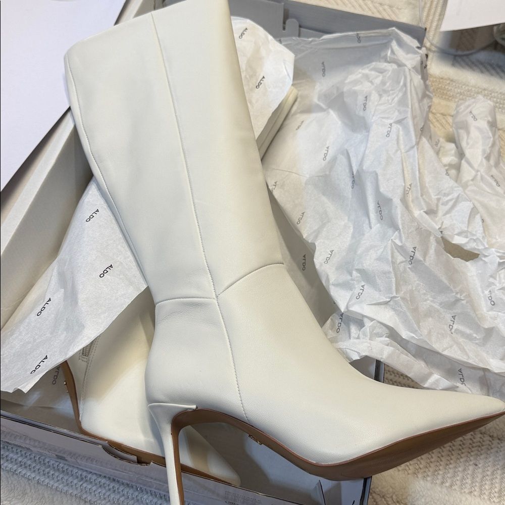 Aldo Laroche Boot - Picture 8 of 11